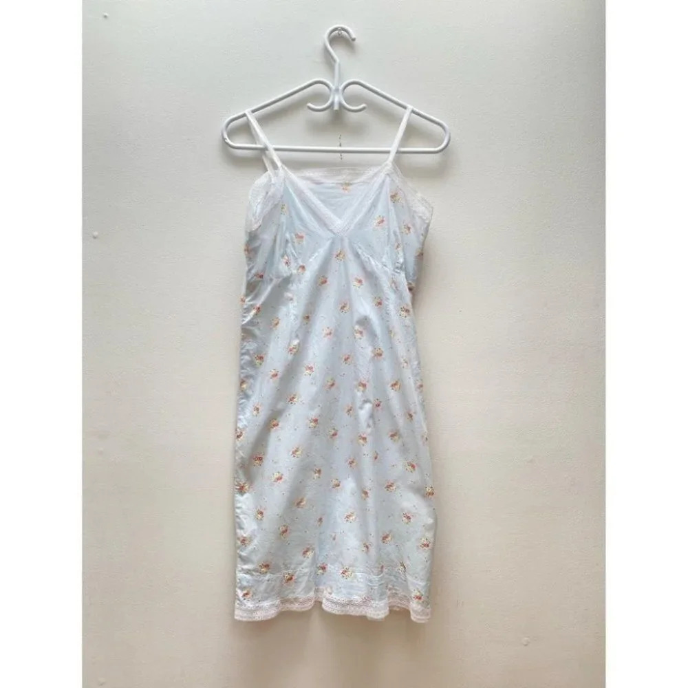 Vintage - Pastel Floral Lace Slip / Nightgown / Dress Fairycore Mermaidcore